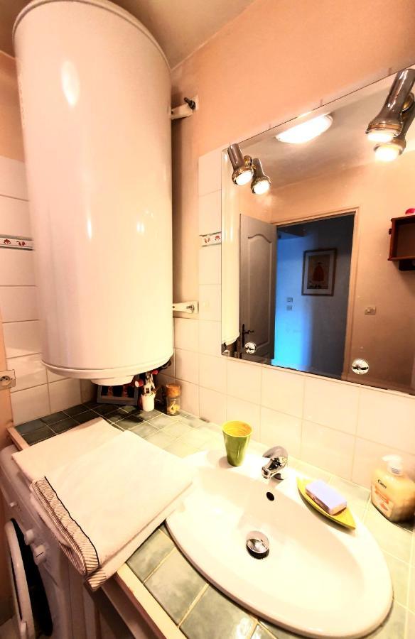 Le Nid De Darshan 2 Personnes Collobrières Dış mekan fotoğraf