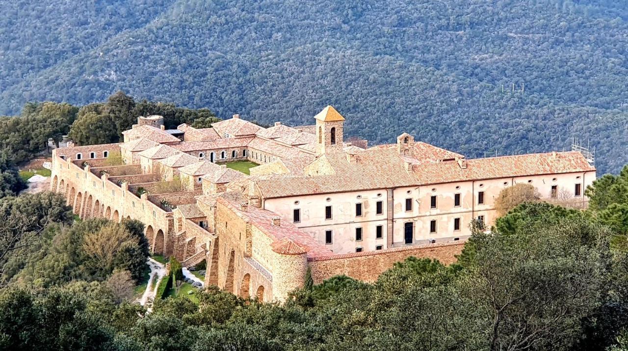 Le Nid De Darshan 2 Personnes Collobrières Dış mekan fotoğraf